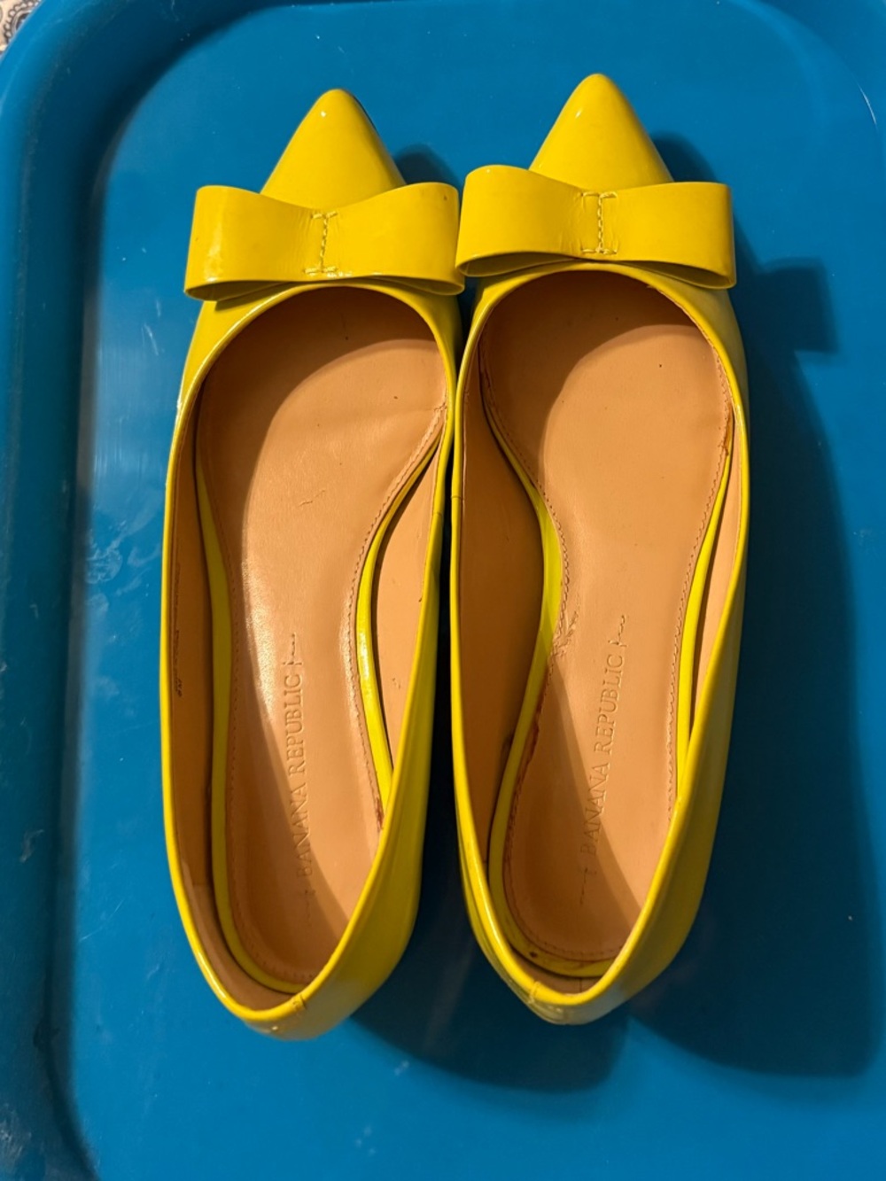Banana Republic Yellow Pointed Toe Bow Flats